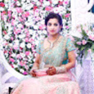 Meet your Posher, Komal